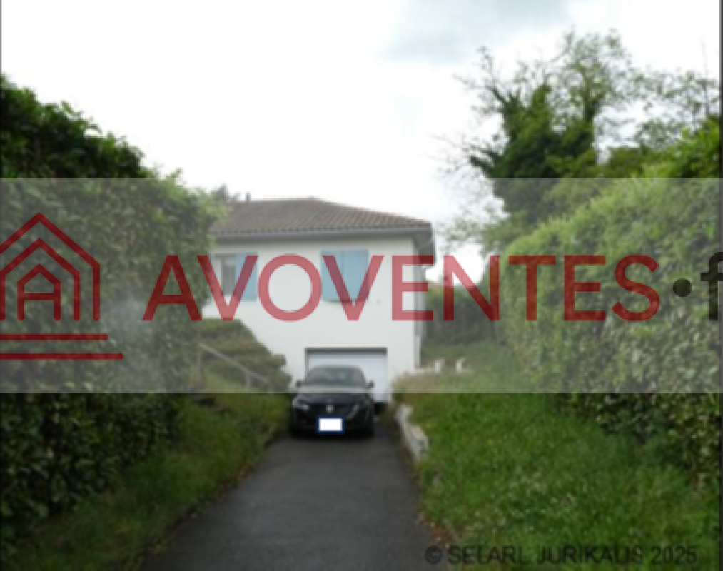 PAVILLON à SAINT-PRIEST — vente aux enchères judiciaires
