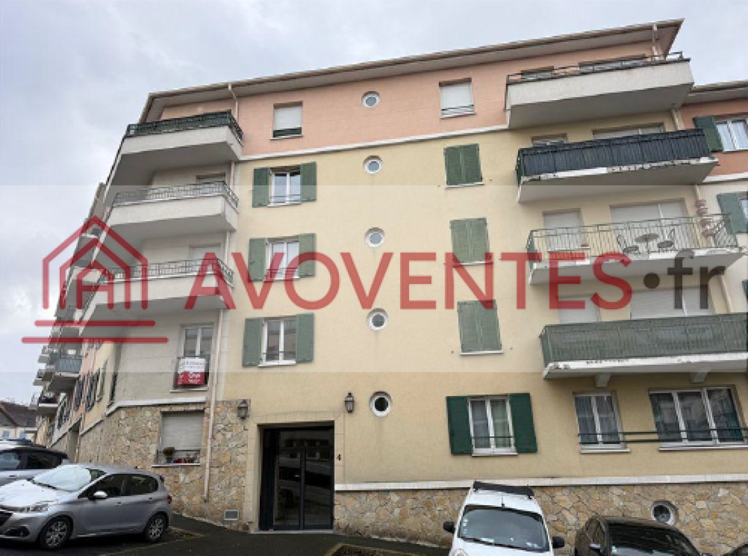 APPARTEMENT + PARKING à MORSANG-SUR-ORGE — vente aux enchères judiciaires