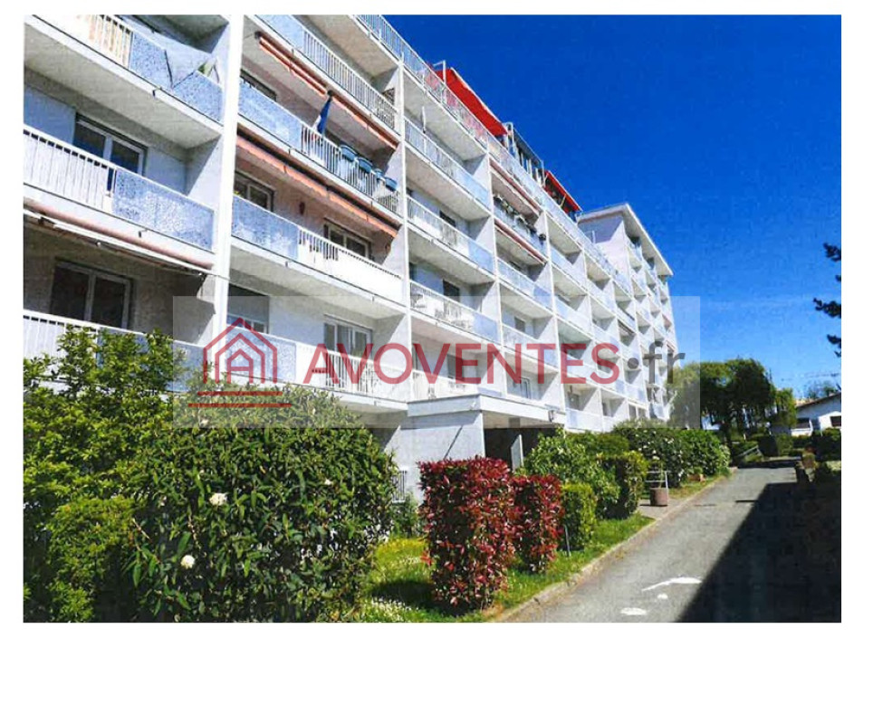 APPARTEMENT T1 + CAVE A ANNEMASSE — vente aux enchères judiciaires